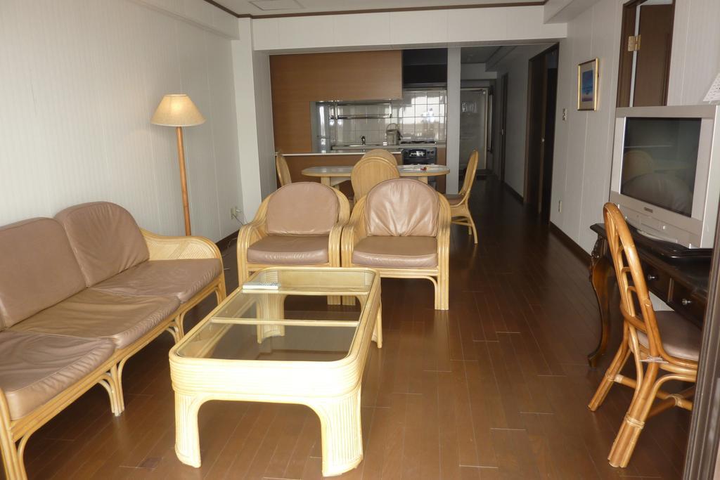 Morimar Resort Hotel Yomitan Extérieur photo