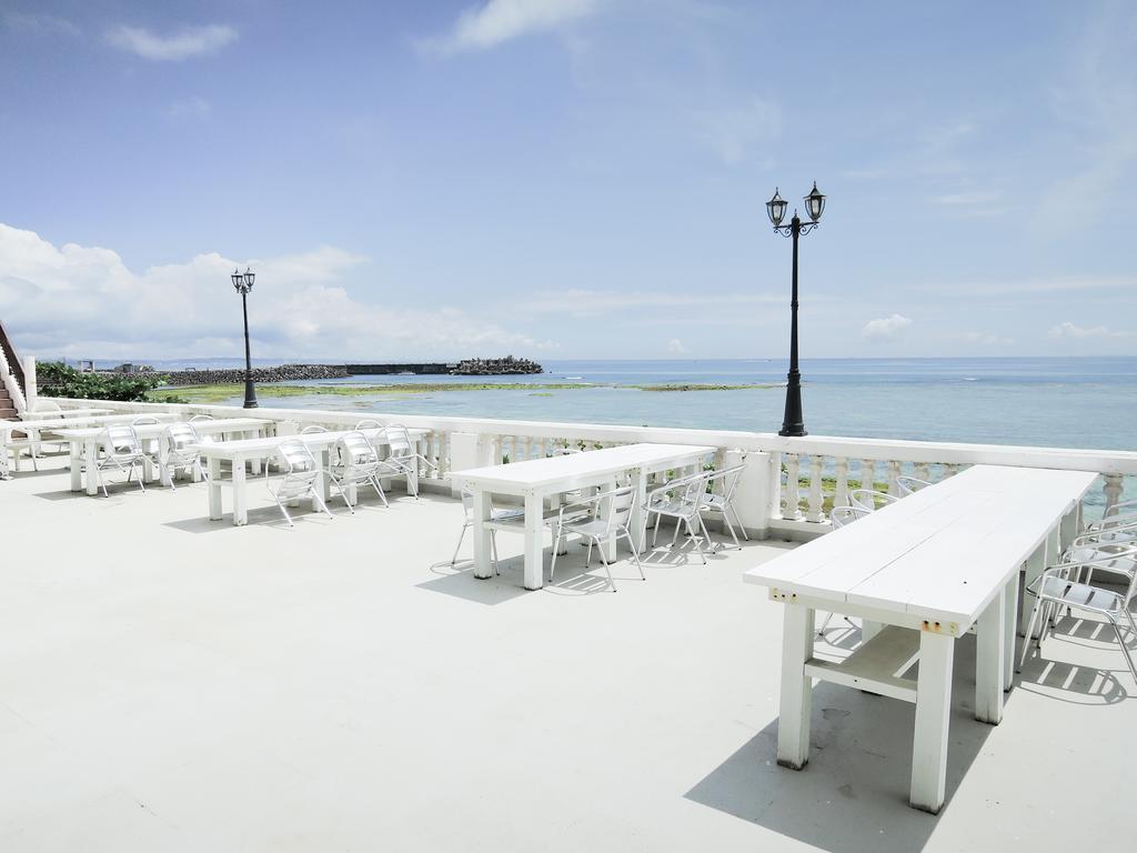 Morimar Resort Hotel Yomitan Extérieur photo